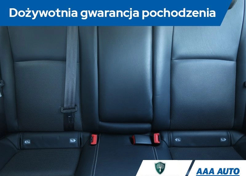 Toyota Avensis cena 53000 przebieg: 153845, rok produkcji 2015 z Zgierz małe 352